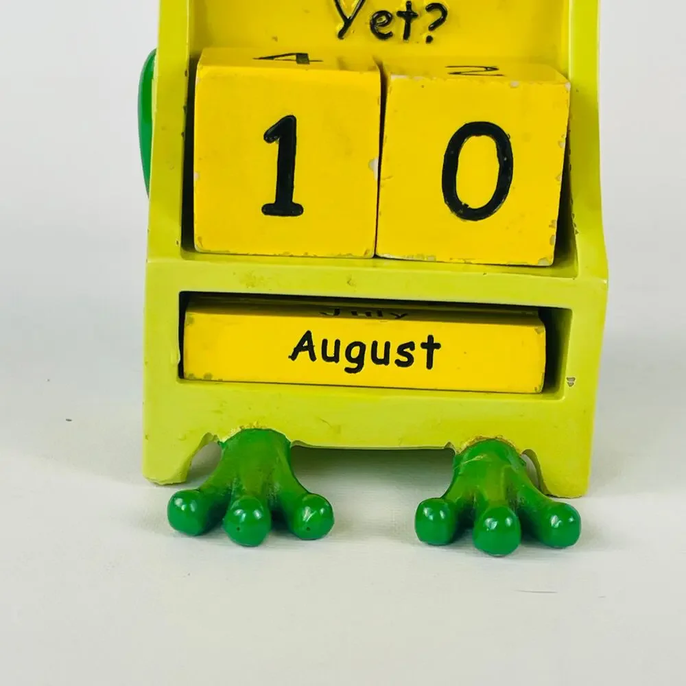 Funny Green Frog Perpetual Calendar; Is it Friday Yet? Month/Day. RARE
